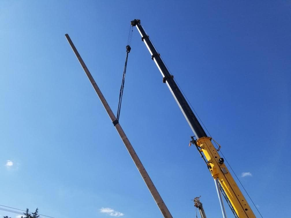 Pole Lift Midway