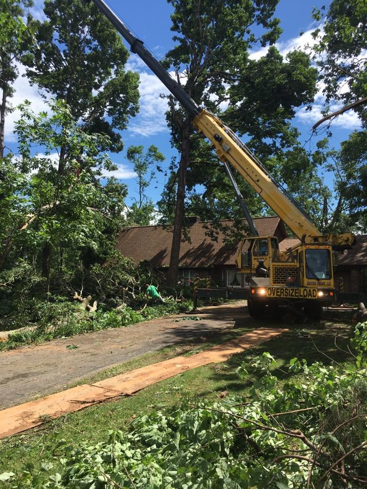 Storm recovery crane work in North Carolina